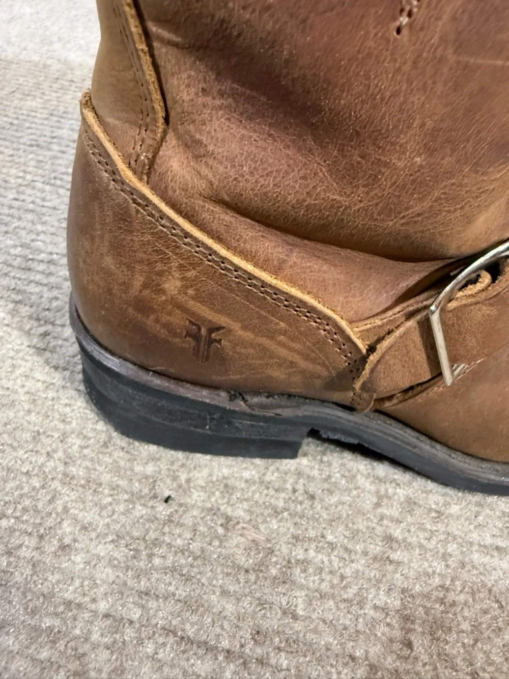 Frye engineer 8r